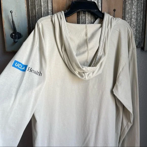 LA Dodgers Hoodie Tee - Picture 5 of 6